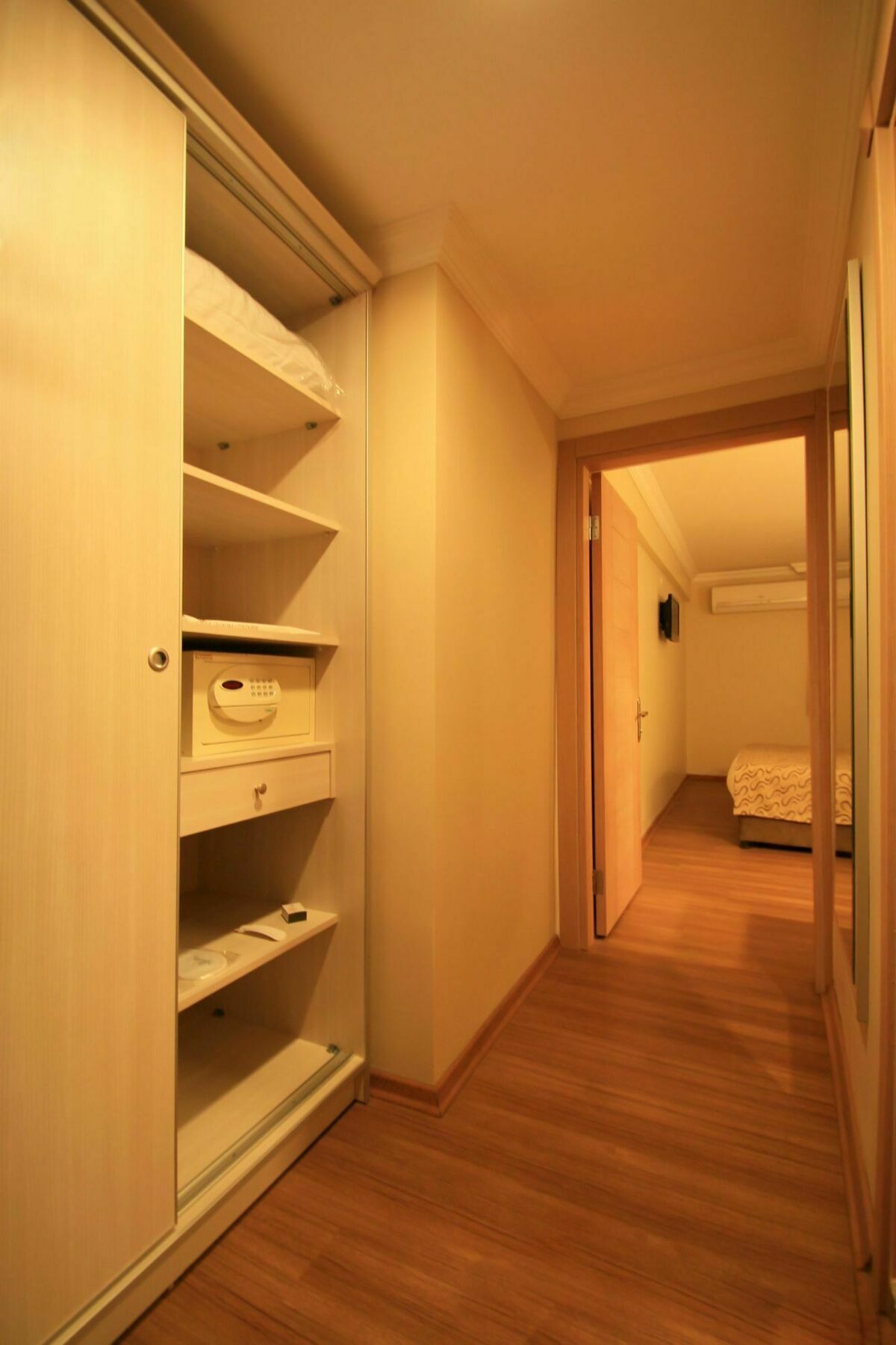 Grand Zeybek Hotel İzmir Extérieur photo